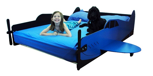 Full propeller plane bed