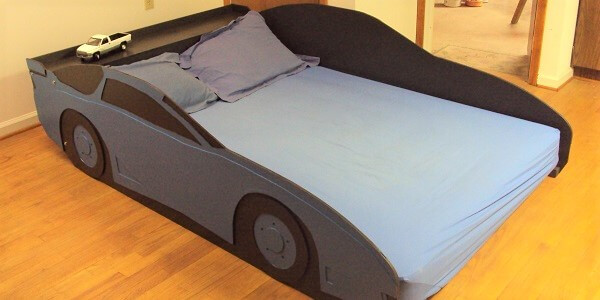 blue car bed front three-quarter view