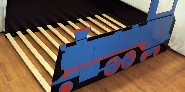 Steam engine bed