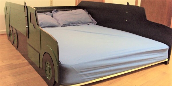 green recycling truck bed frame