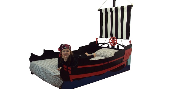 twin pirate ship bed