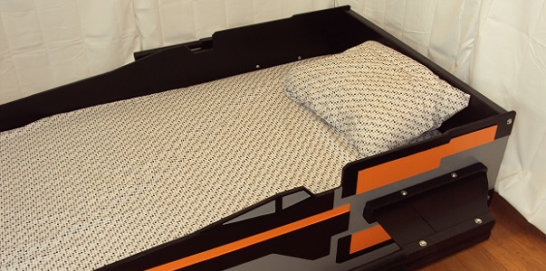 Poe Dameron fighter bed